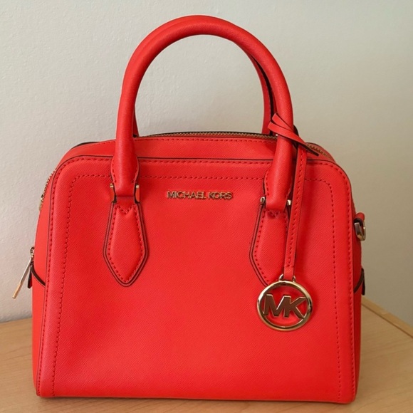 Michael Kors AYDEN Medium Saffiano Leather Red  Satchel Handbag Purse Like New - Picture 1 of 7